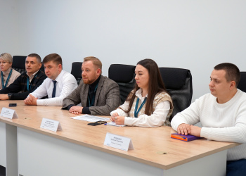 Фото 3 к новости Метрологи ПФО ПАО «МТС» посетили ЦСМ Росстандарта в Нижегородской области