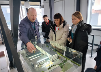 Фото 1 к новости Нижегородский ЦСМ и НИЦИАМТ ФГУП «НАМИ» подписали соглашение о сотрудничестве