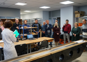 Фото 4 к новости Метрологи ПФО ПАО «МТС» посетили ЦСМ Росстандарта в Нижегородской области