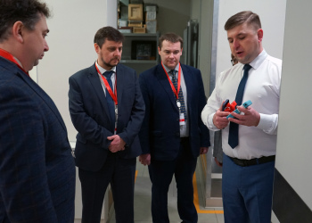 Фото 1 к новости Подготовка будущих метрологов и их трудоустройство стало темой визита ректора ННГАСУ в Нижегородский ЦСМ