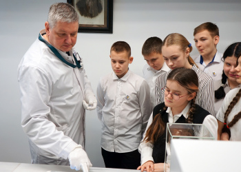 Фото 5 к новости Метрологические классы откроются в шести школах Нижнего Новгорода и Дзержинска в новом учебном году