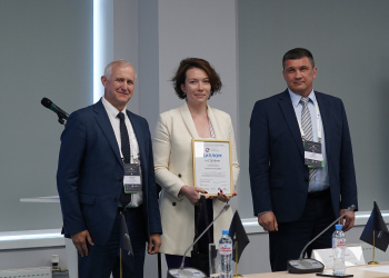 Фото 5 к новости Сотрудники Нижегородского ЦСМ приняли участие в III Международной научно-практической конференции «ЗА НАМИ БУДУЩЕЕ»