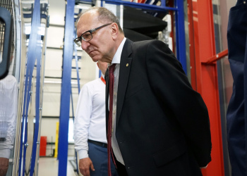 Фото 3 к новости Нижегородский ЦСМ с рабочим визитом посетил ректор НГТУ им. Р.Е. Алексеева Сергей Дмитриев